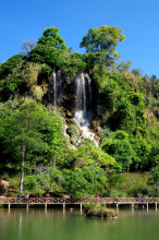 Tararak Waterfall et Pha Charoen Waterfall